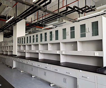 ���̰���